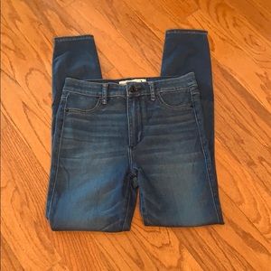 Abercrombie and Fitch high rise jean legging